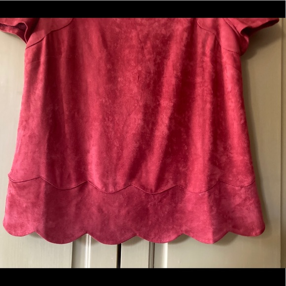 Sugar + Lips, rust colored top, size small - Picture 4 of 5